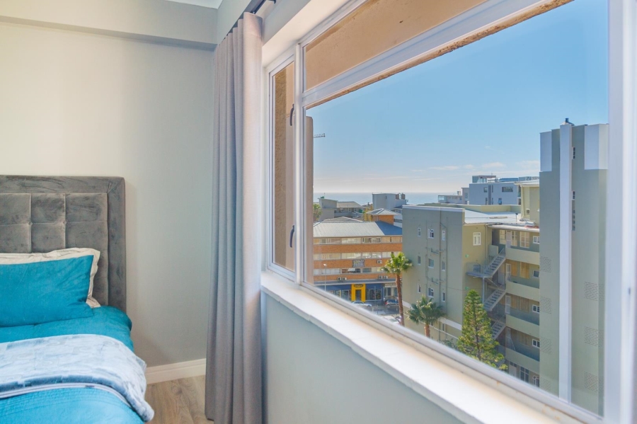 To Let 3 Bedroom Property for Rent in Sea Point Western Cape